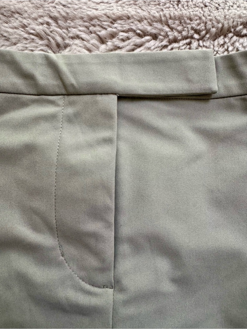 ALO Yoga light Olive Green Athletic Skort - Picture 4 of 8